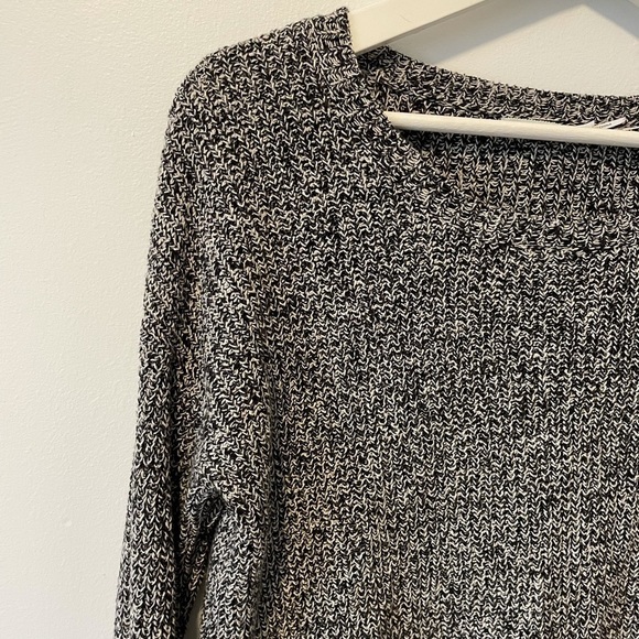 Urban Outfitters Grey Sweater Lace Trim - Picture 3 of 12